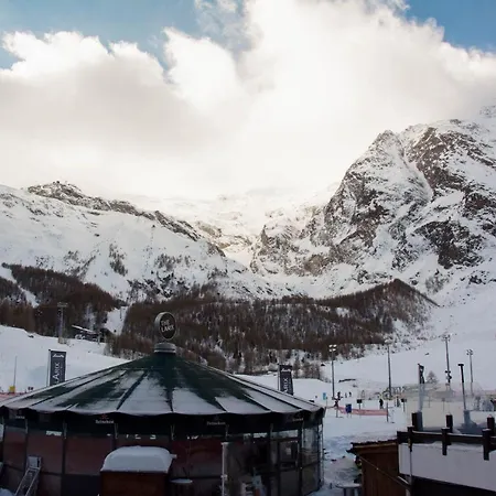 Alpesi faház Josianne Saas Fee