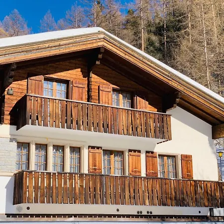 Josianne Alpesi faház *