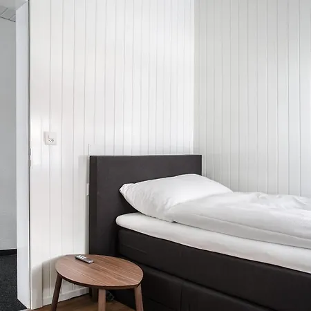 Josianne Alpehytte *